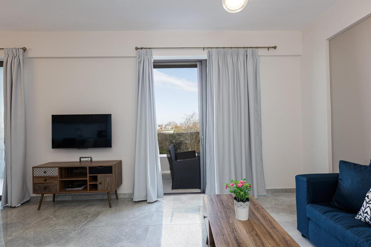 Aurora Suites Hotell *