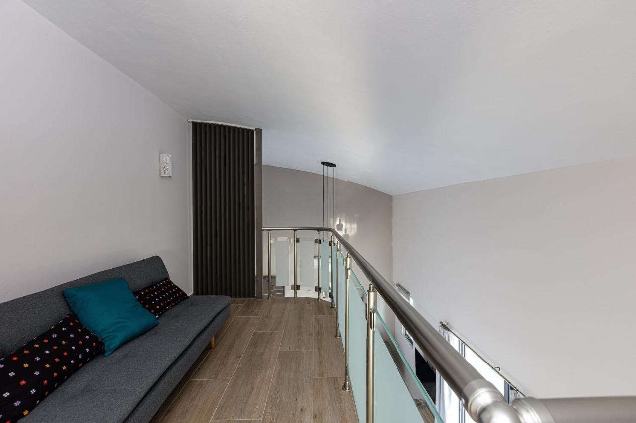 Hotell Aurora Suites *